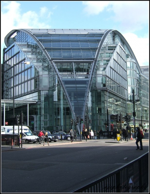 London Glass Building 2 09