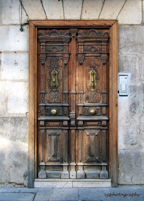 Door in Burgos